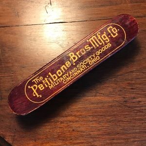 Antique men’s grooming brush